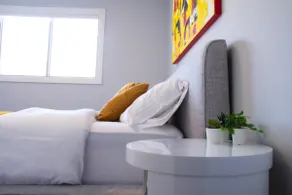 Spectacular Condo by Whyte & Uni - Image 5