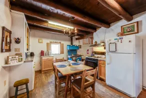 Vintage Taos Adobe with Grand Taos Mountain View - Image 3