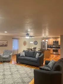 4 BR 5 Beds 2 Bath Lakes Area Getaway - Image 5