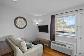 Harbourside Hideaway - Image 4