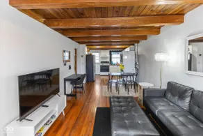 The Cozy Cottage - Image 3