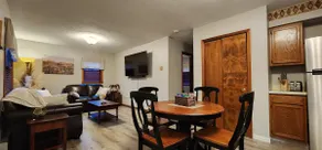 Cozy in Hamilton 1 - Image 2