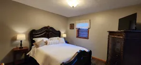 Cozy in Hamilton 1 - Image 4