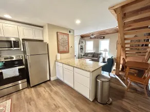 NEW Charming 2BR 2BA! - Image 2