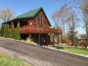 Hana Log Cabin near Devil's Lake - Image 4