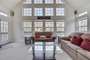 Spacious, modern open concept 3bdrm in Masthope - Image 4