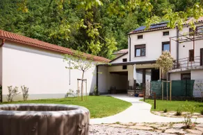 Hiša Vipava river house + hot tub - Image 3