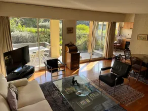 Luxury flat w/ beautiful garden - Image 5