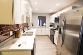Woods Place 3305 pine grove - Image 2
