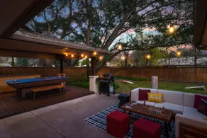 The Pershing House: 1 mile to Kyle Field - Image 5