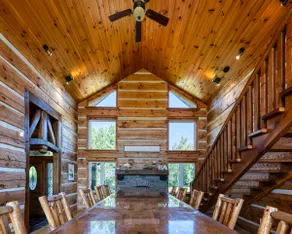 Large Grand Bend Getaway. Swim, Golf, Relax - Image 2