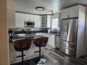 Home in Bountiful - Image 4