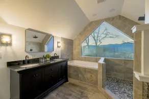 12Max/Hot Tub, PetsOK, Views–Near Vineyards&Trails - Image 5