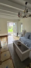 Renovated farmhouse in a bucolic location - Image 3