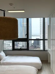 Stylish interior next to Dalbit Festival Park Berry the hill Maximum 3 people/Jang Park welcome - Image 5