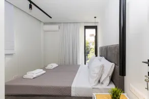 Varkiza Luxury Suite 34 - Image 3