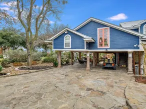 Cozy Oasis in SE Austin - Image 3