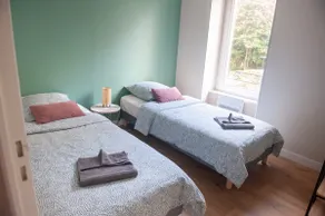 Le Flamingo – 2 Bedroom Capucins with shared garden - Image 4