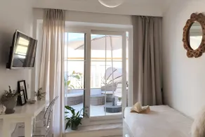 Anastasiia's Apartments, Private terrace at Merced - Image 2