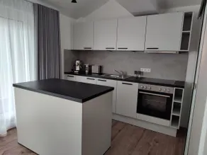 Vacation apartment by the waterfall with a view & elevator - Image 5