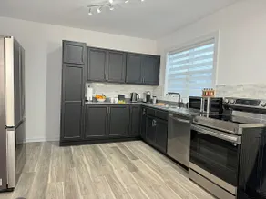 Bright, Quiet, Airy: 3BR All New - Image 4
