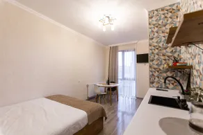 “Modern Hotel-Style Apartment | 5 min to Center - Image 4