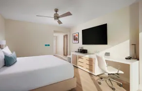 Two Bedroom at Sunseeker Resort - Image 3