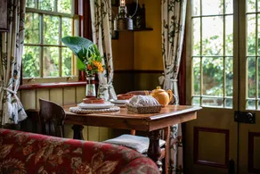 The Gardener’s Cottage – Heritage Hideaway Glebe - Image 5