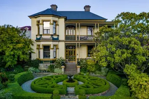 The Gardener’s Cottage – Heritage Hideaway Glebe - Image 2