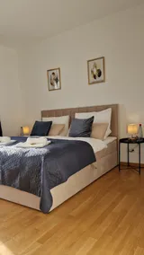 roof terrace- free parking- city center - Image 2