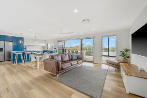 Rainbow Beach Retreat - Image 2