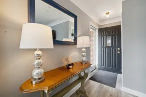 Murphy's On Main Spacious 7BD Retreat - Image 3