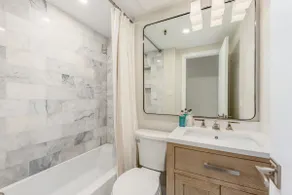 Pristine Palm Beach Pied-a-Terre - Image 3