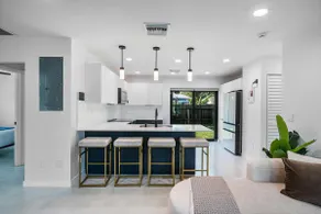 Luxury Home Near Beaches: Close to FTL - Image 4