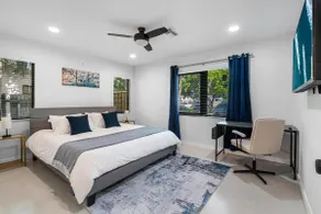Luxury Home Near Beaches: Close to FTL - Image 3