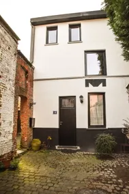 Small cocoon house in the center of Tournai - Image 2