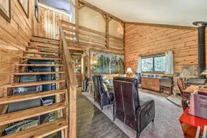 Treehouse in the Village! - Image 5