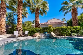 Casa Bella - Home in Blue Door - Image 4