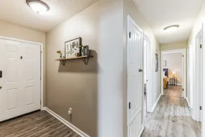 Relaxing Retreat on Ridge Road - Image 4