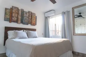 Condo #2 - Spacious, Centrally Located - Image 3