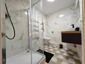 Large 60 m² apartment • 6 people • Coeur de Nemours - Image 4