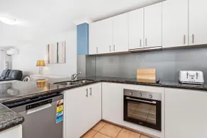3 Bedroom 1st Floor Ocean View Apartment - Image 4