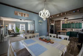 Cozy Home on Wiseman - Image 4