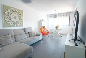 Oasis de Salobreña Apartment with Gym and Balcony - Image 4