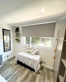 Beautiful & Peaceful Willow Inn - Image 2