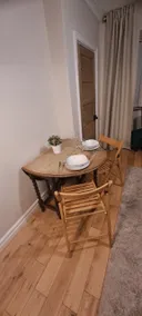 3 Bed Home sleeps 6 in Heart of Cardiff Free Parking - Image 4