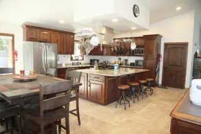 The Hollywood House - Image 3
