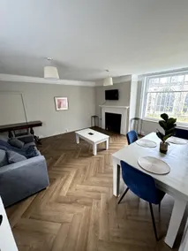 Flat in Salisbury City Central - Image 2