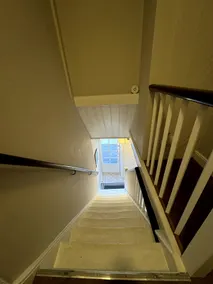 Flat in Salisbury City Central - Image 5