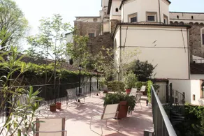 Oro Fine Studio in quiet Residence with Garden and Rooftop - Image 2